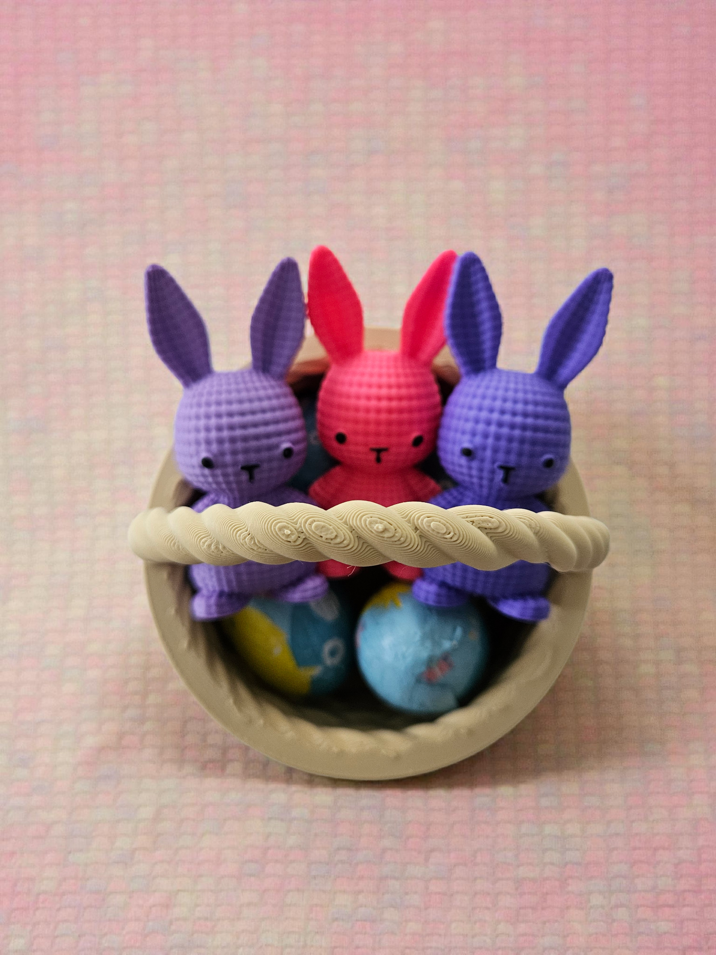 3D Printed Easter Basket with Sweets / Chocolate Eggs and Bunnies