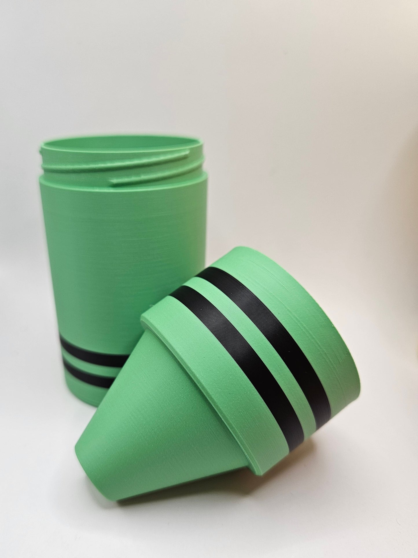 3D Printed Crayon Case and 10 Crayons